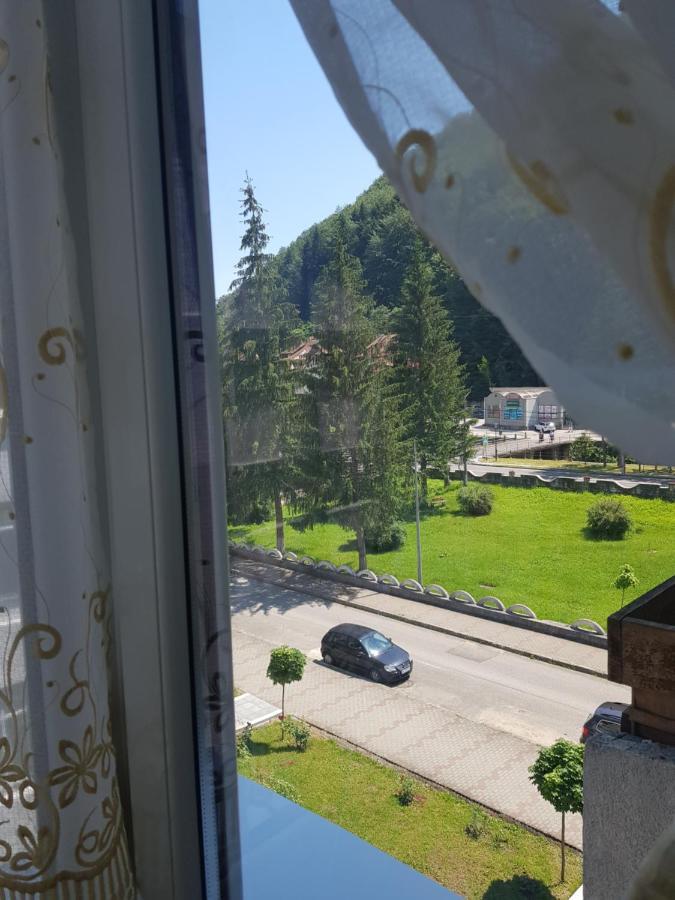 Park Residence Slănic-Moldova Екстериор снимка